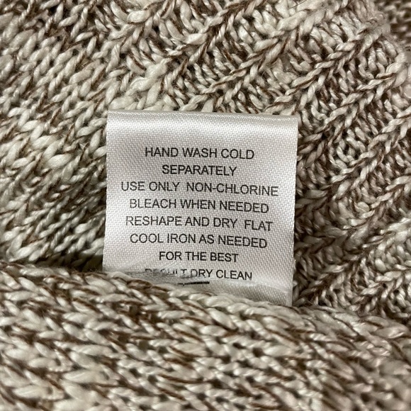 DONATED Turtleneck Sweater - Picture 6 of 6